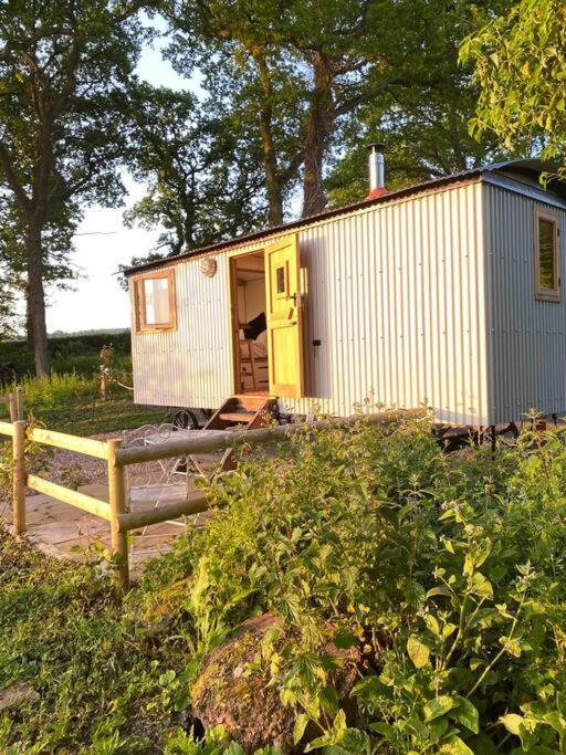 The Hereford Hut, Charming 1 Bedroom Shepherds Hut Callow Zewnętrze zdjęcie